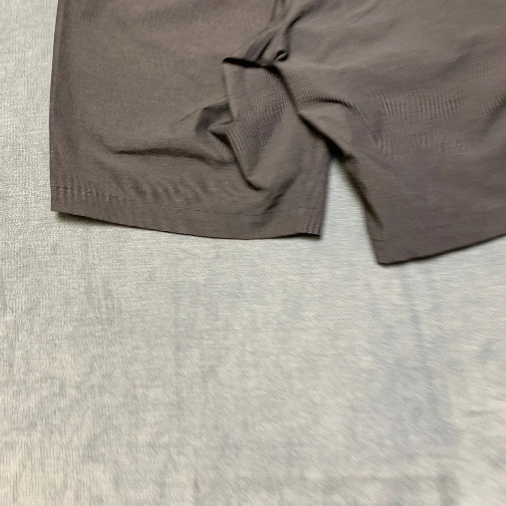 Banana Republic Chino Shorts Mens 36 Black Flat Front Slash Pockets Streetwear
